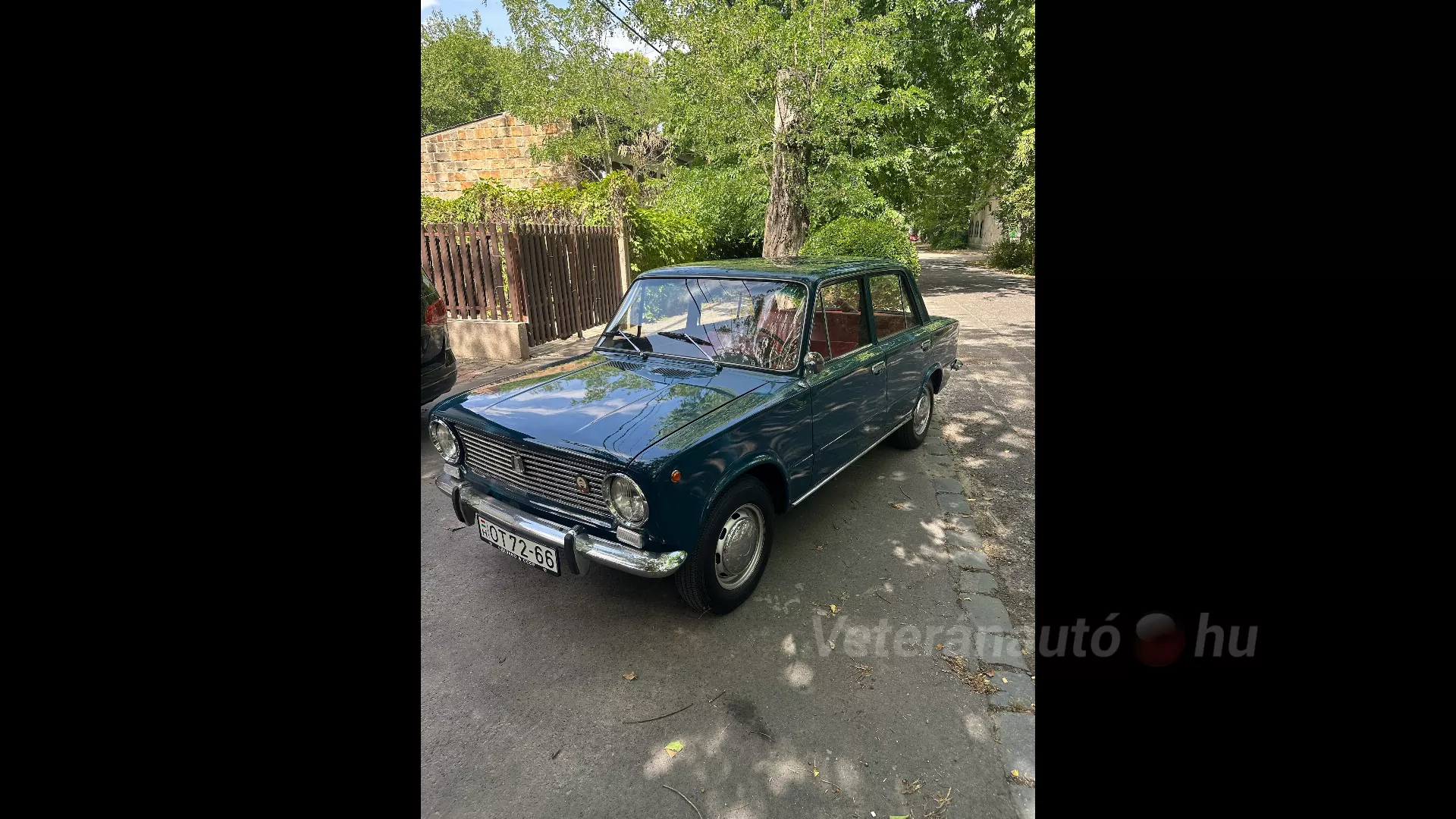 LADA Zsiguli 2101 a legszebb színkombinációban, 2028-ig érvényes OT minősítéssel