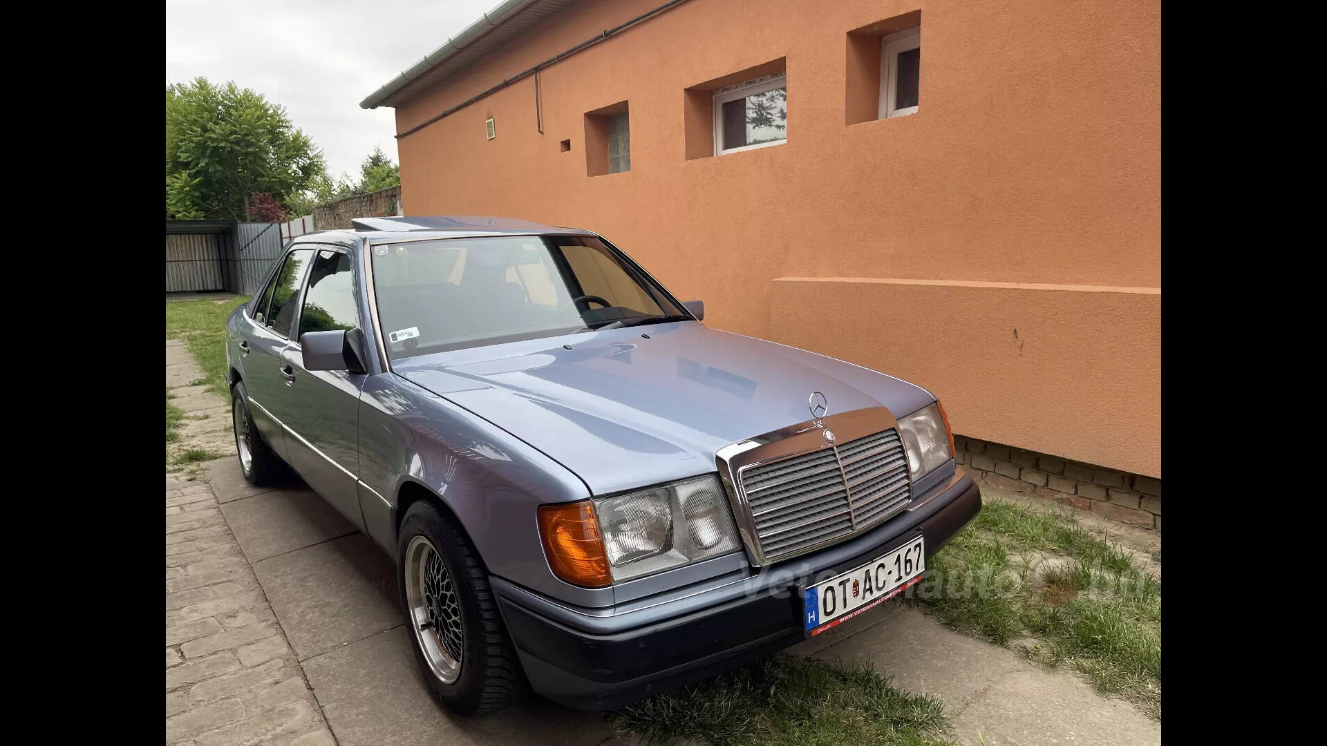 Mercedes-Benz W124 230E Klíma,Automata,tetőablak. OT-S