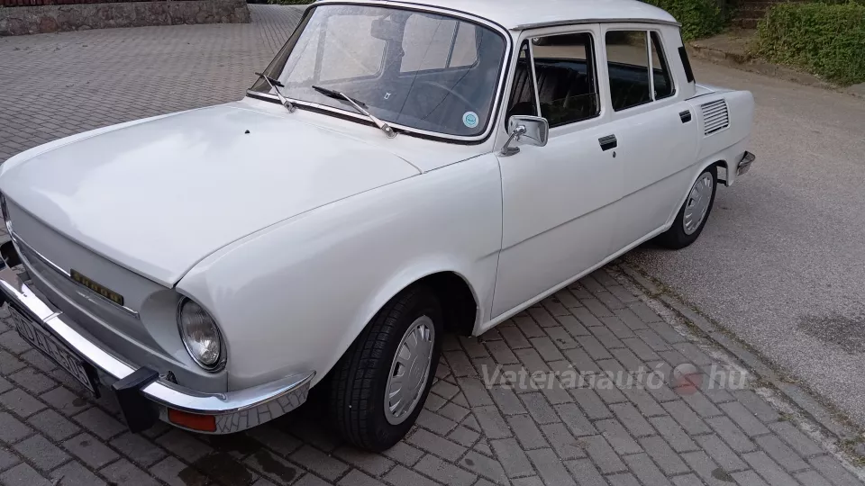 Skoda S100