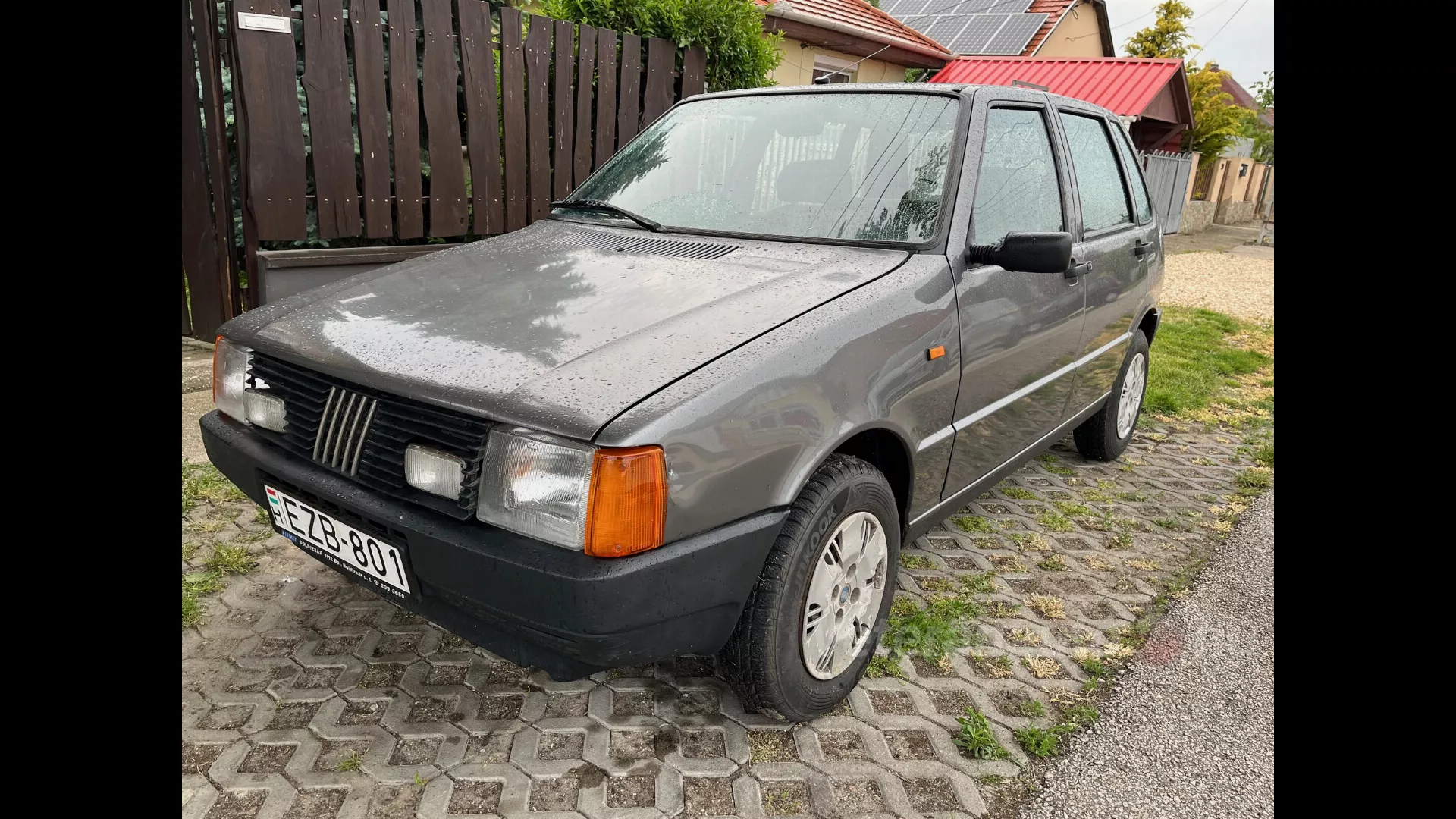 Fiat Uno 55s