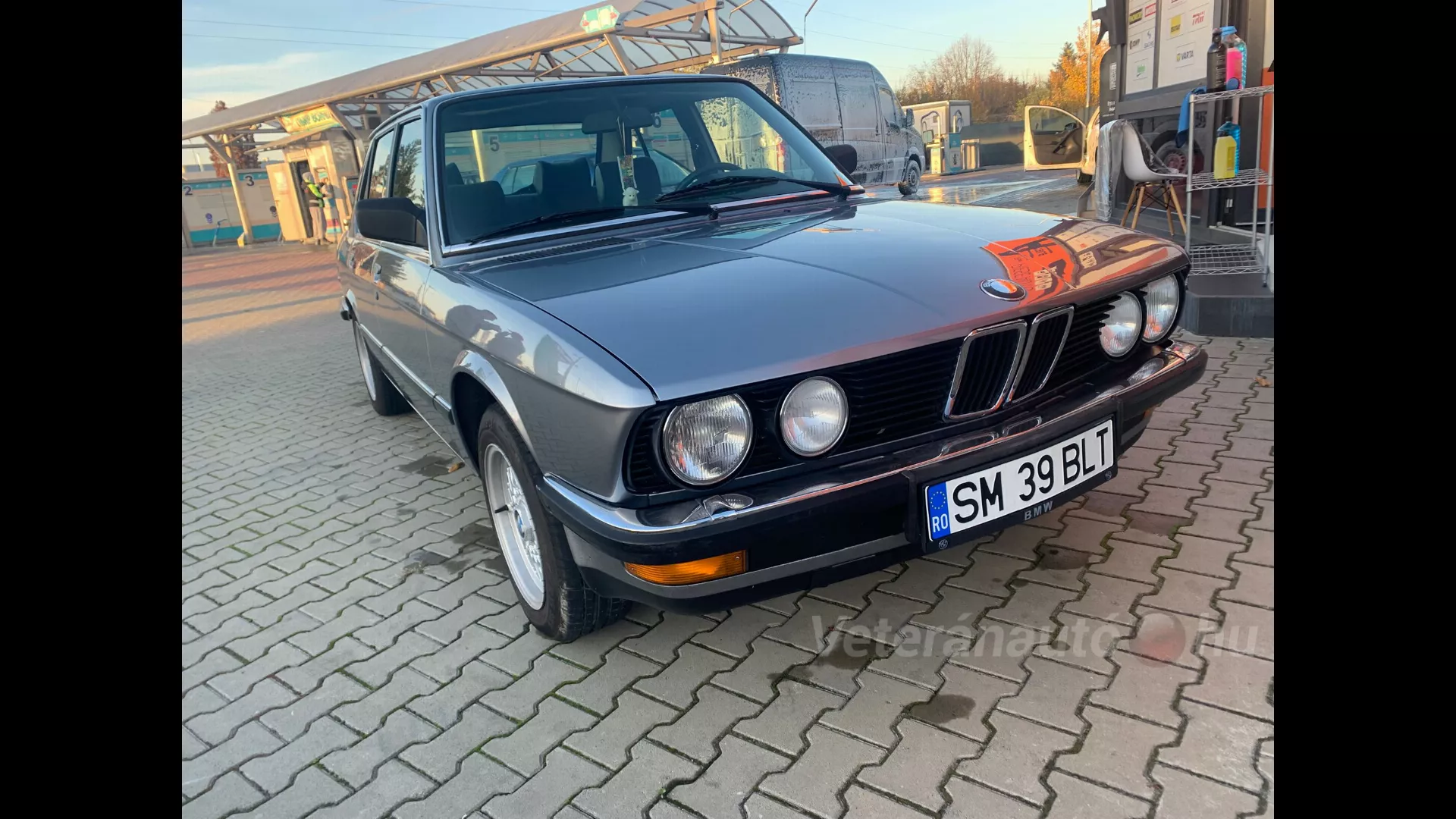 Eladó: 1985-ös BMW 518i