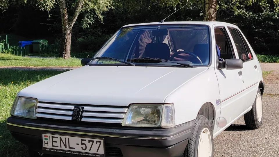 Peugeot 205 Junior