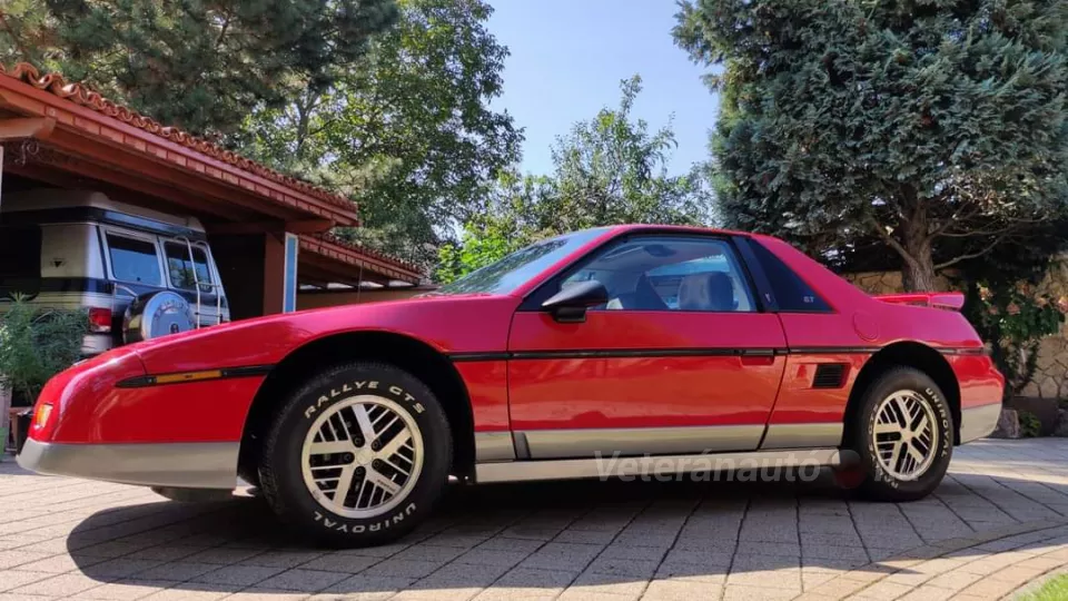 1985 Pontiac Fiero GT 